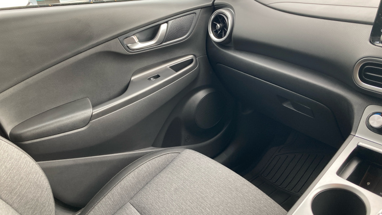 Hyundai KONA 100kW Premium 39kWh 5dr Auto Electric Hatchback